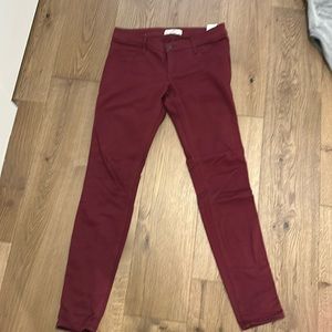 HOLLISTER maroon cotton twill jeans